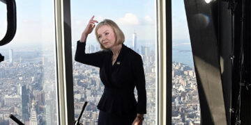 Βρετανία: Η νέα Θάτσερ απέναντι στην εργατική «άνοιξη»