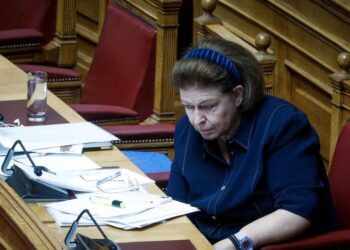Ξεπλένοντας την αρχαιοκαπηλία