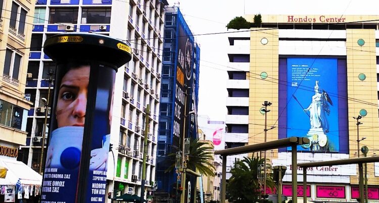 Πανδημία: «Σφαγή» μακριά από τις κάμερες