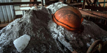 Ζελένσκι: Σφυροκόπημα εργατικών δικαιωμάτων