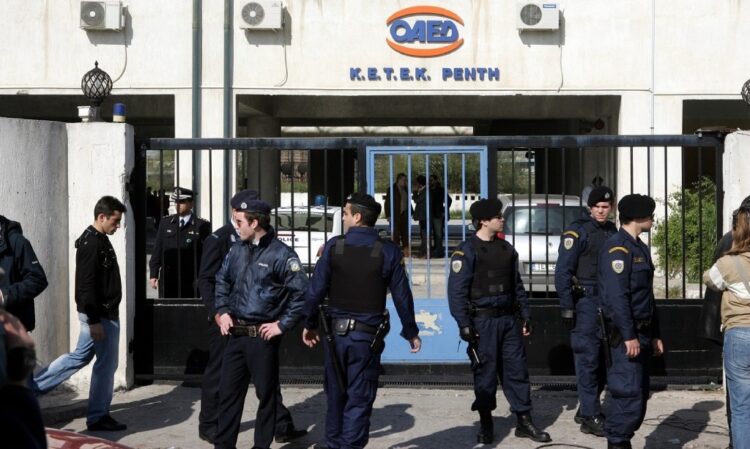 ΔΥΠΑ: Μέχρι και… «αστυνομία ανέργων»