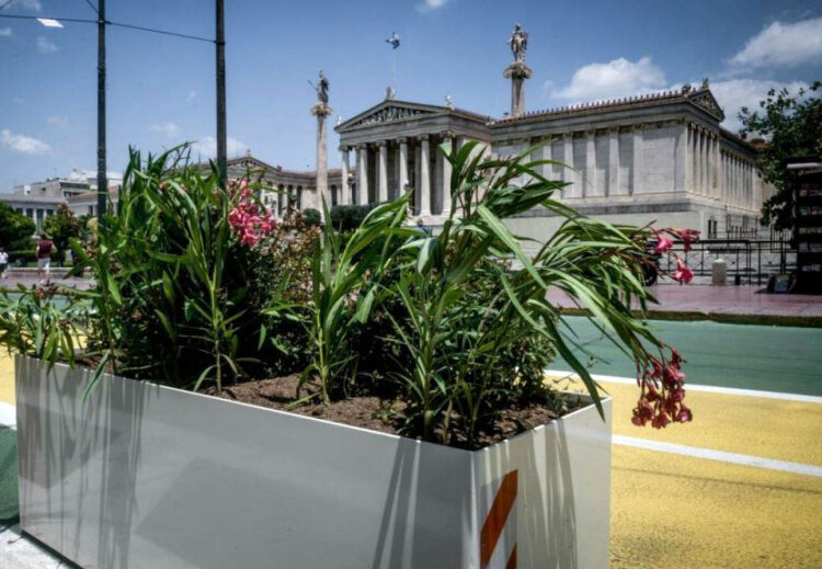 Μπίζνες, ρεβανσισμός, καταστολή σκιάζουν την Αθήνα