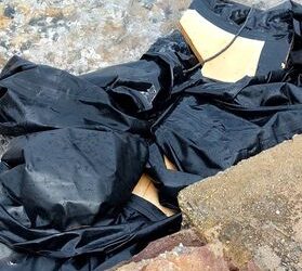 Φαντάροι έβαλαν τα πτώματα προσφυγισσών σε μαύρες σακούλες στη Λέσβο!