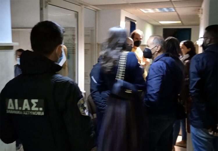 Προσαγωγές αριστερών αγωνιστών από την ομάδα ΔΙΑΣ για απόπειρα ανάρτησης πανό