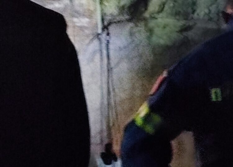 Εθελοντές από Κύθηρα στο ΠΡΙΝ: Αντίβαρο στον «ελλιπή» κρατικό μηχανισμό η αλληλεγγύη  της τοπικής κοινωνίας