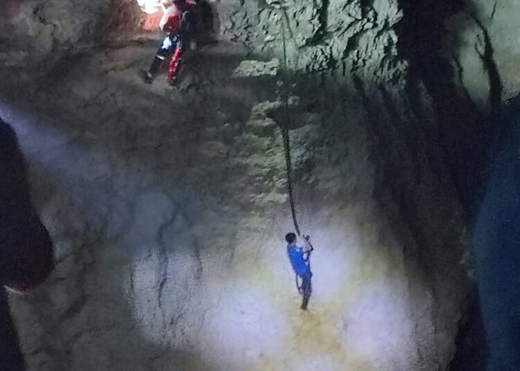 Εθελοντές από Κύθηρα στο ΠΡΙΝ: Αντίβαρο στον «ελλιπή» κρατικό μηχανισμό η αλληλεγγύη  της τοπικής κοινωνίας