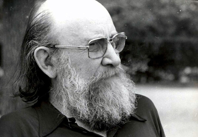 Εκατό χρόνια από  τη γέννηση του ποιητή  Άρη Αλεξάνδρου