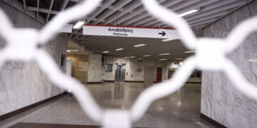 Στο κενό η απόπειρα ποινικοποίησης της απεργίας – 24ωρη απεργία την Τετάρτη σε λεωφορεία και μετρό