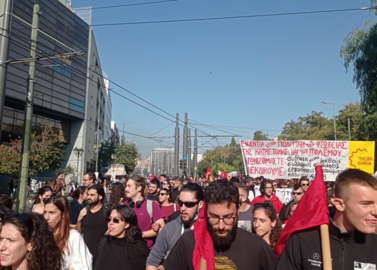 Άνοιξη εργατικού λαϊκού αγώνα, με μεγάλες διαδηλώσεις και απεργία (φωτο)