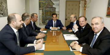 Ύδρευση, άρδευση,  σχολεία και δρόμοι  βορά σε κεφάλαιο μέσω ΣΔΙΤ