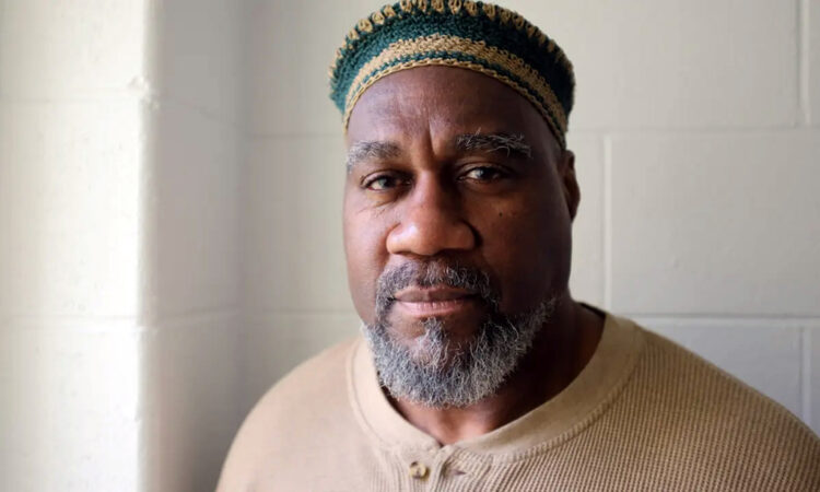 Τζαλίλ Μουντακίμ: Πόλεμος στον καπιταλισμό, τον ιμπεριαλισμό και τη λευκή υπεροχή