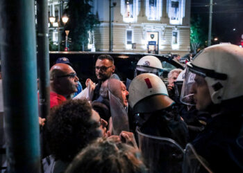 ΜΑΤ – προστάτες της αρχαιοκαπηλίας