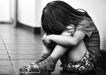 Η Κιβωτός των Εγκλεισμών και ο Κλαυσίγελος του παιδιού