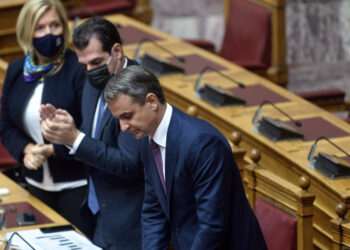 Νεκροθάφτες του ΕΣΥ, Υγεία μόνο για έχοντες