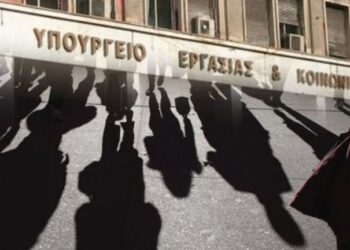«Μίνι ασφαλιστικό»: Ψίχουλα για συνταξιούχους, «δωράκια» για εργοδότες
