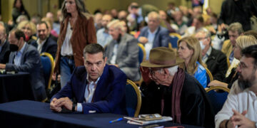 Το δόγμα ΣΥΡΙΖΑ μέχρι τις εκλογές: Κυβερνησιμότητα πάνω από όλα!