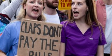 Βρετανία: Χριστούγεννα των απεργών, για το δίκιο των πολλών