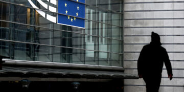 Σήψη και παρακμή στην Ευρωβουλή των σκανδάλων και των λόμπι