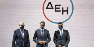 «Υπερκέρδη», στάχτη στα μάτια