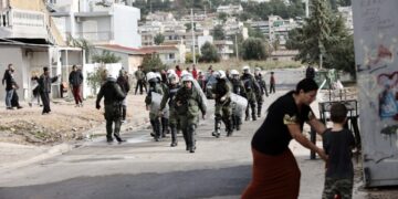 «ΔΗΚΕΟΣΙΝΗ» για όλους, όχι αστυνοµοκρατία!