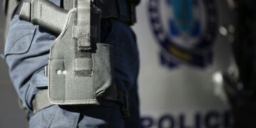 Πυροβολώντας τη νεολαία