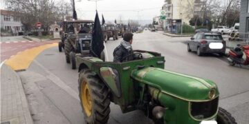 Αγρότες: Μπλόκα αγώνα ενάντια στο ξεκλήρισμα