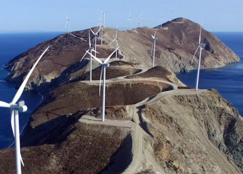 Παντού ΑΠΕ λόγω… έκτακτης ανάγκης θέλει η ΕΕ