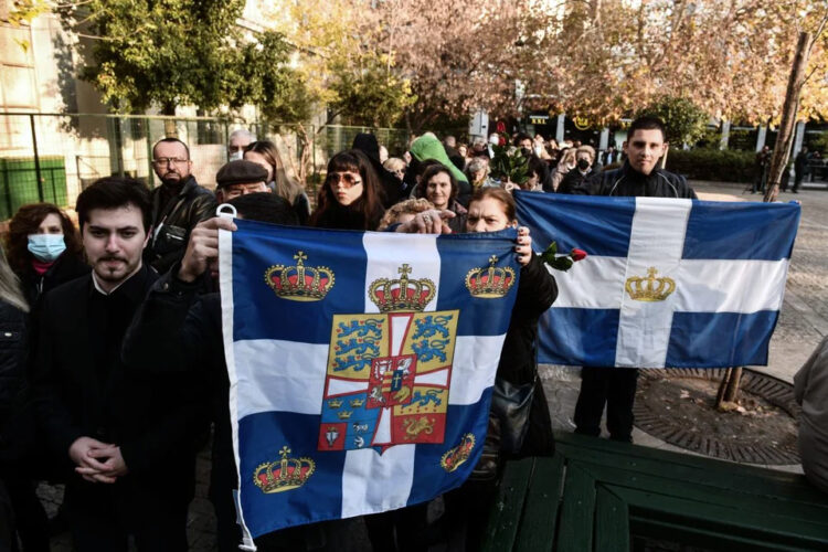 Γιατί «κλαίνε» οι μοναρχικοί;