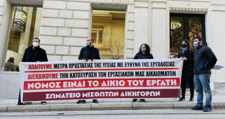 Μισθωτοί δικηγόροι: Η εργασιακή «ζούγκλα» των δικηγορικών εταιρειών