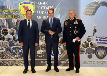 ΚΥΣΕΑ Συγκάλυψης: η κυβέρνηση διατηρεί τον Φλώρο για έναν ακόμη χρόνο ως Αρχηγό ΓΕΕΘΑ