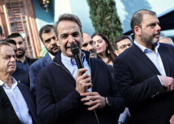 Απόλυτα δικομματική προεκλογική ατζέντα θέλουν ΝΔ και ΣΥΡΙΖΑ