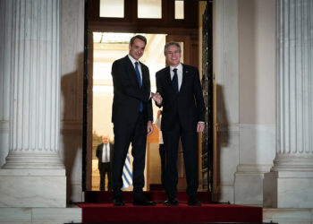 Πόλεμος, όπλα και καταστολή στη «σωστή πλευρά της ιστορίας»