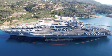 Ο 6ος Στόλος δείχνει τα δόντια του στον Πειραιά – αντιδράσεις και συγκέντρωση (ενημέρωση)