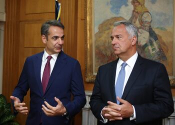 Κάλπικο σόου αντιφασισμού,  υπαρκτοί κίνδυνοι