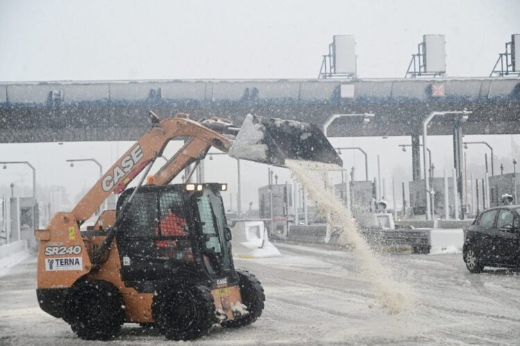 Κακοκαιρία: Δεν διακινδυνεύουμε την υγεία μας για την εργοδοσία!