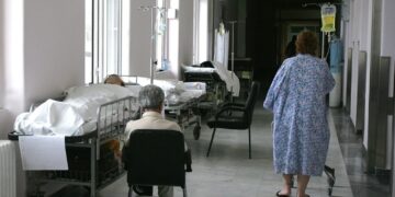 Σε ράντζο το ΕΣΥ, στον αγώνα οι υγειονομικοί