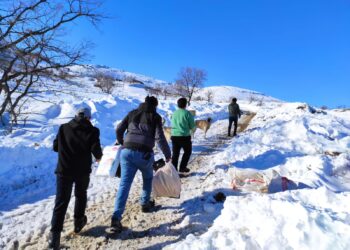 Στο πλευρό των λαών που επλήγησαν