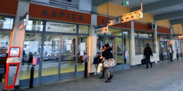 Λάρισα: Τηλεδιοίκηση, τηλεχειρισμός και απαξίωση