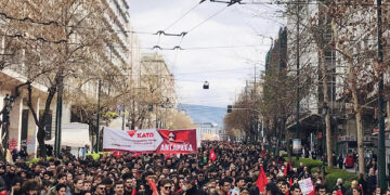 Αγώνας διαρκείας, Αριστερά ανατροπής