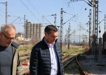 ΣΥΡΙΖΑ: «Ιερό τοτέμ» η ιδιωτικοποίηση, διακύβευμα ο καλύτερος διαχειριστής