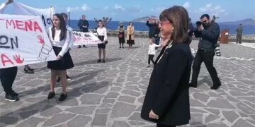 Όψεις του κινήματος: Νίσυρος, Ακρόπολη, Μαλαματίνα