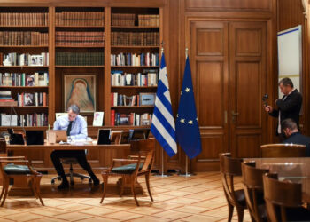 Εκλογές τον Μάιο με προκλητικό προεκλογικό αφήγημα