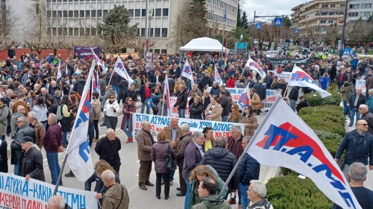 Ραντεβού στους δρόμους ή στις… κάλπες;