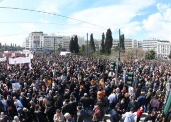 Απεργιακός σεισμός την Τετάρτη – Στα Χαυτεία στις 12 μ. καλούν πρωτοβάθμια σωματεία και συλλογικότητες