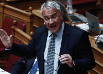 Σπόνσορας των ναζί η κυβέρνηση, επικίνδυνοι ρόλοι στους δικαστές