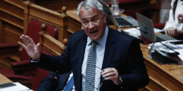 Σπόνσορας των ναζί η κυβέρνηση, επικίνδυνοι ρόλοι στους δικαστές