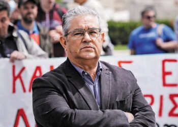 KKE: Δεν τίθεται ο στόχος για δημόσιο σιδηρόδρομο