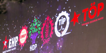 Τουρκία: Αυτόνομη παρέμβαση, μέτωπο κατά του Ερντογάν