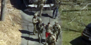 Ανατροπές από το «γαϊτανάκι» των διαρροών