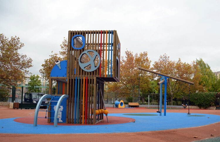 Το νέο σοβαρότατο ατύχημα σε παιδική χαρά αναδεικνύει και πάλι τις εγκληματικές ευθύνες της δημοτικής αρχής Μπακογιάννη